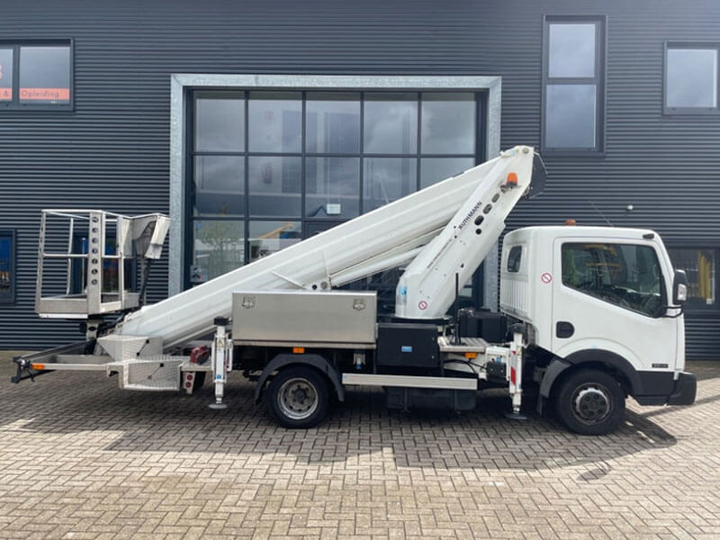 leistungen-hebebuehne